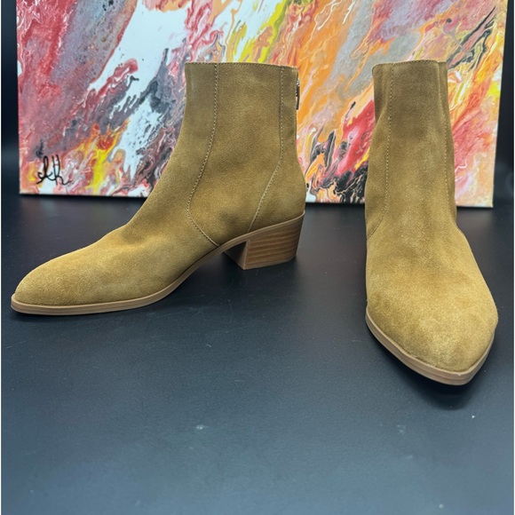 Suede Dolce Vita Avela Booties Camel SZ7 - Picture 2 of 13